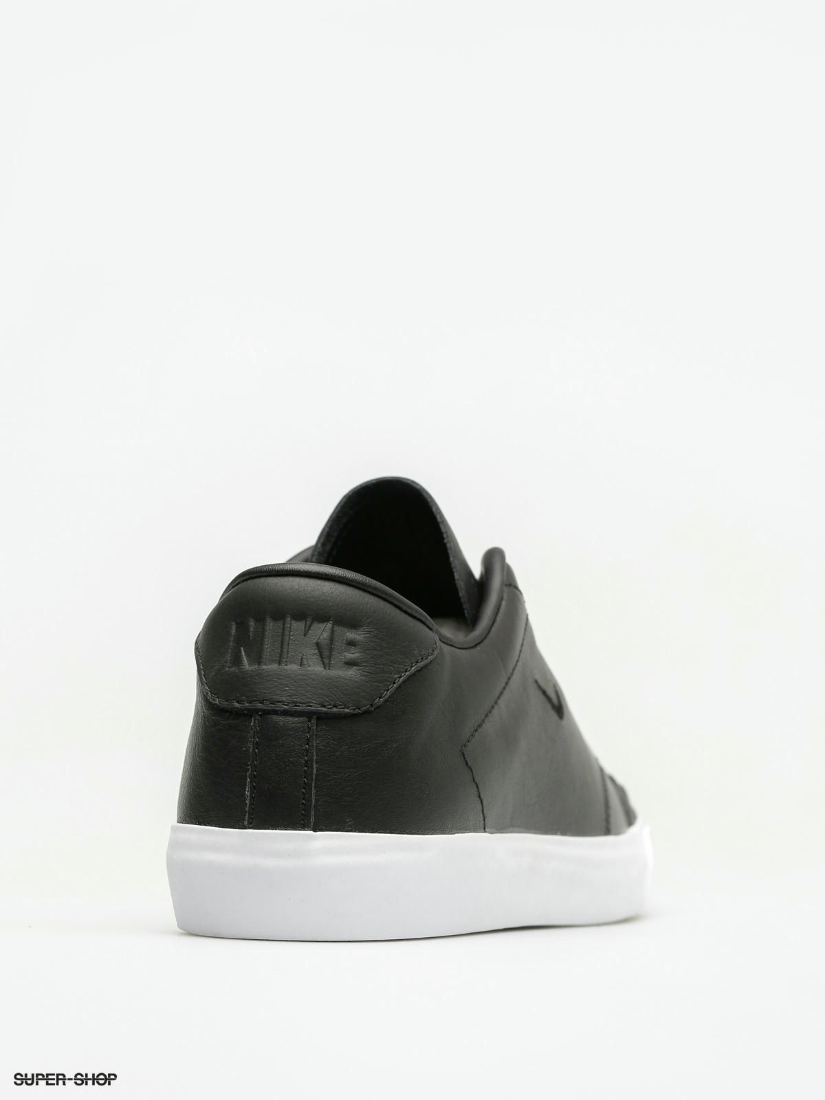 nike leather shoes