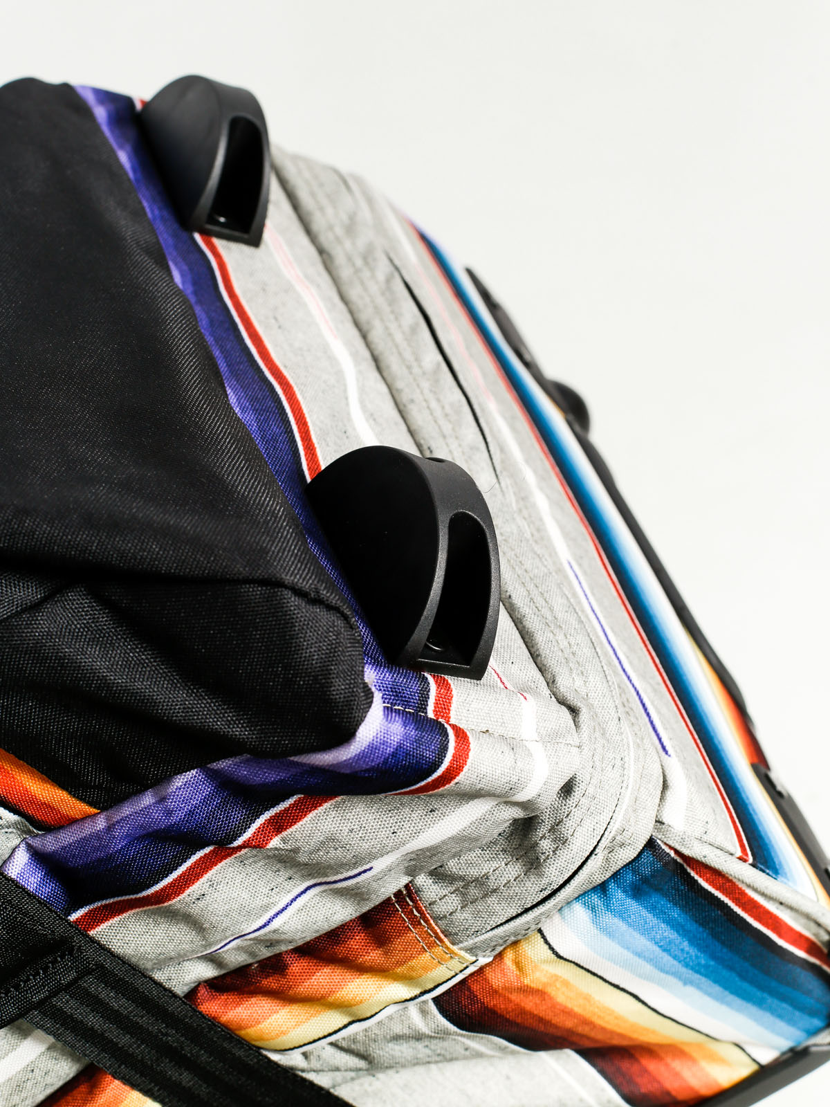 Burton Koffer Convoy Roller (bright sinola stripe)