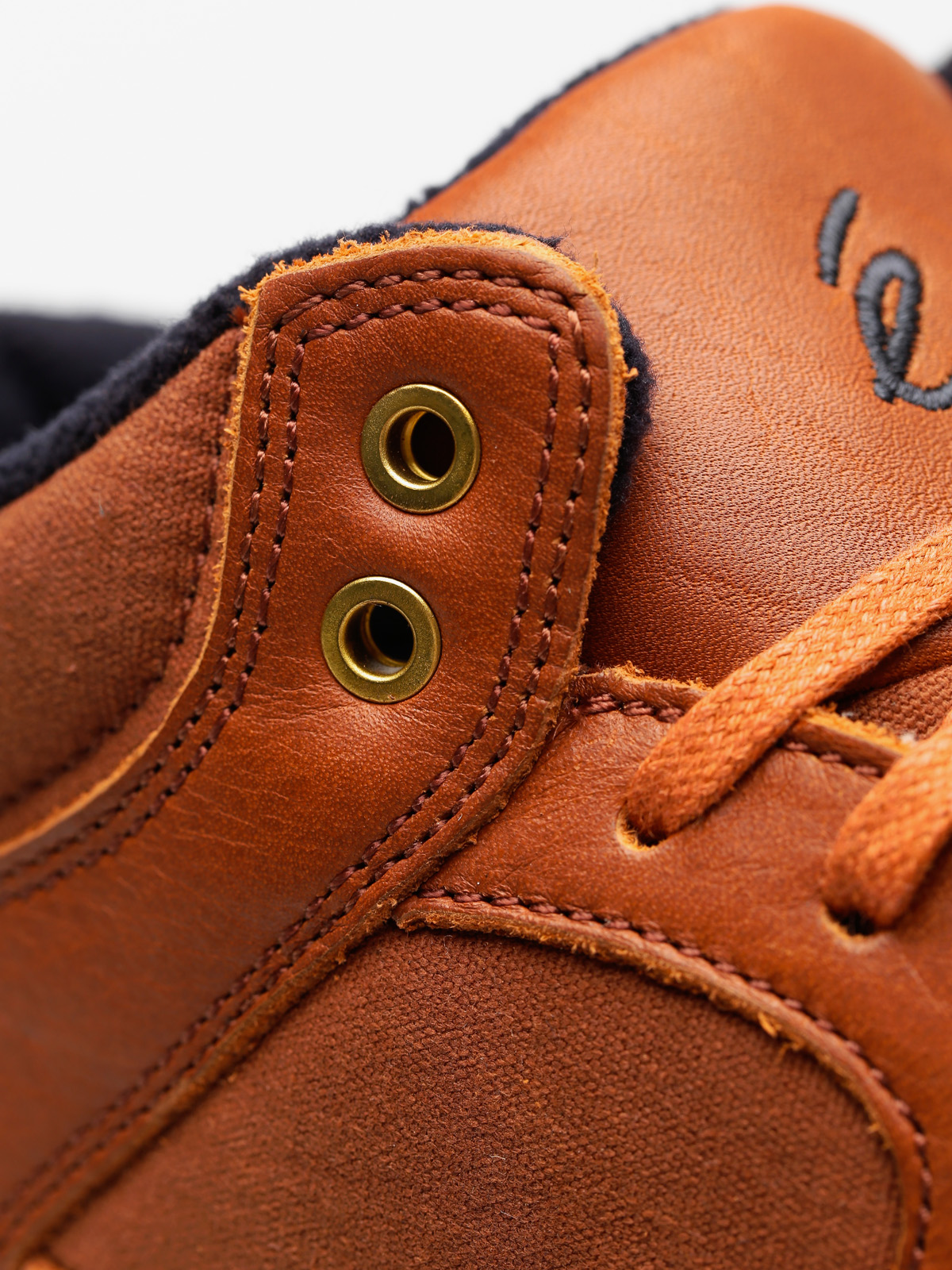 Es Shoes Accel Slim Mid (brown/gum/gold)