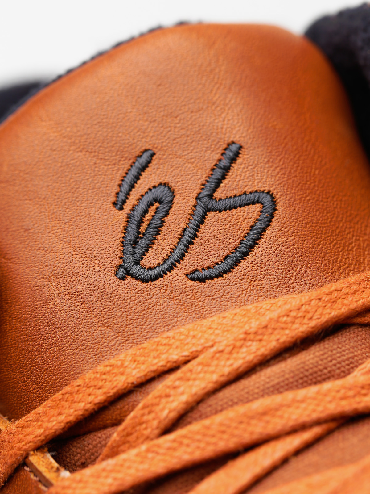 Es Shoes Accel Slim Mid (brown/gum/gold)