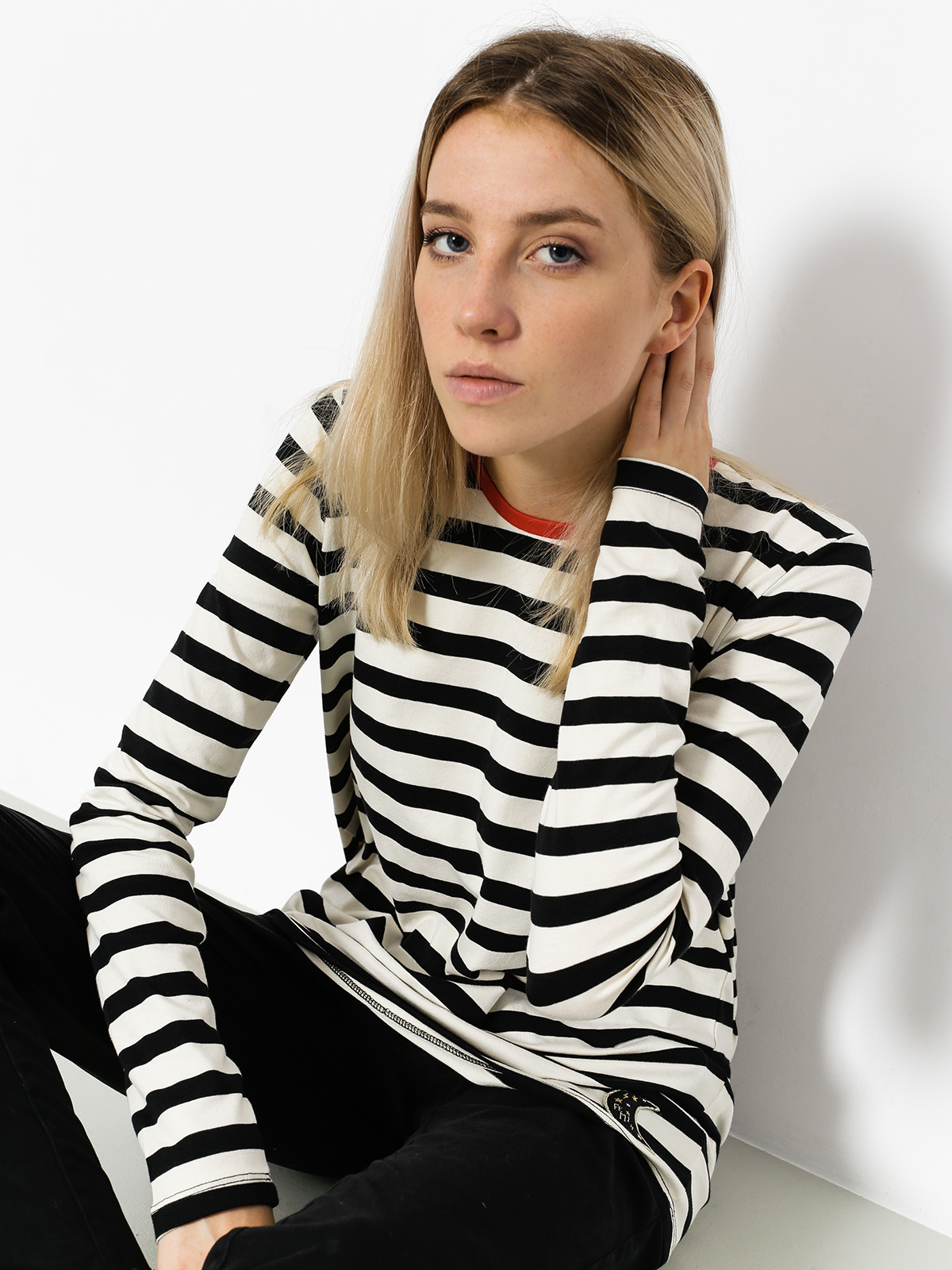 Femi Stories Longsleeve Lonly Wmn (bws)