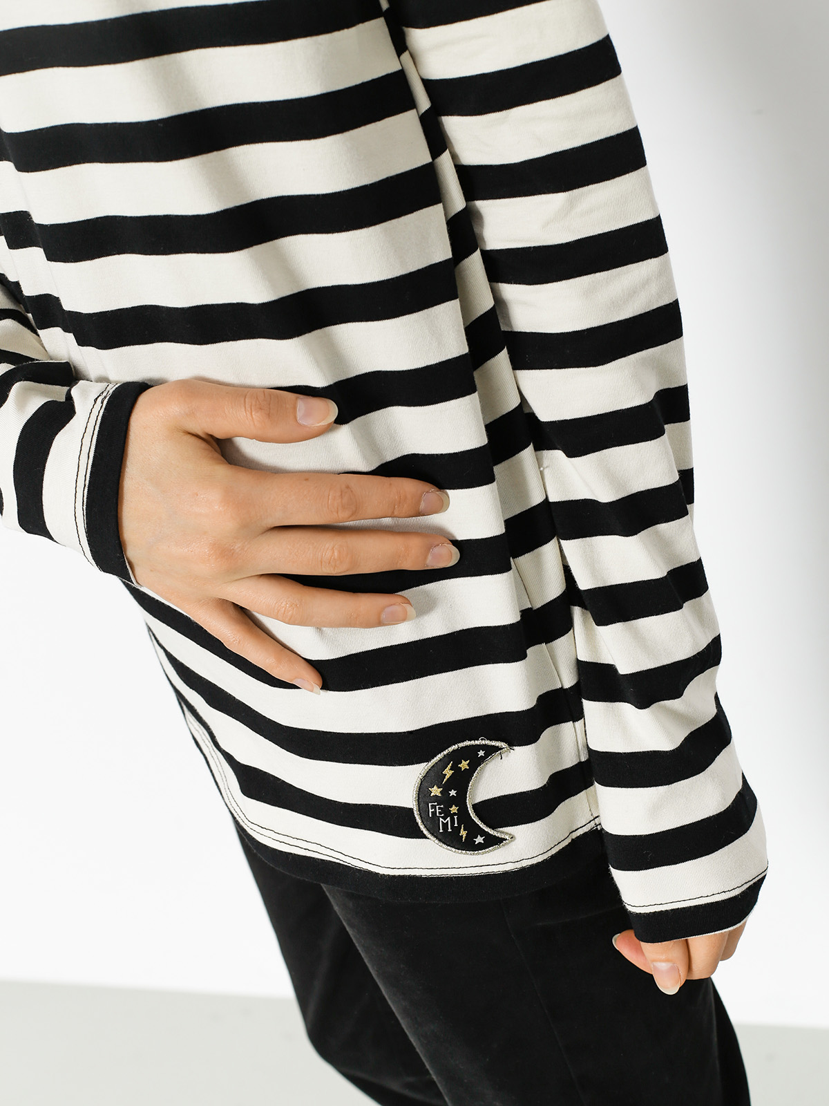 Femi Stories Longsleeve Lonly Wmn (bws)