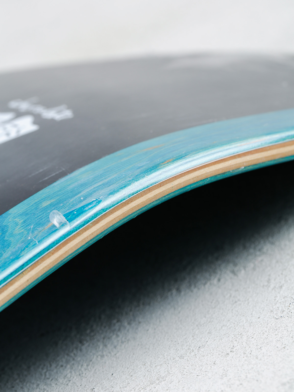 Chocolate Deck Roberts Pagliacci (black/white clown)