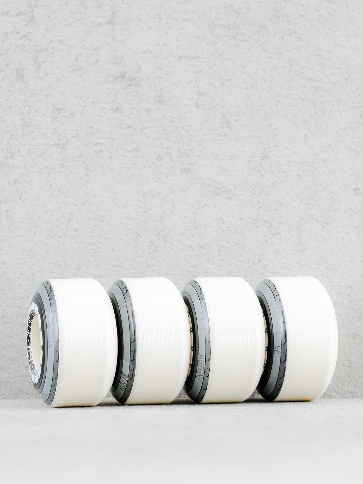 Bones Wheels Bufoni Harley Streettech Formula V1 (white/grey)