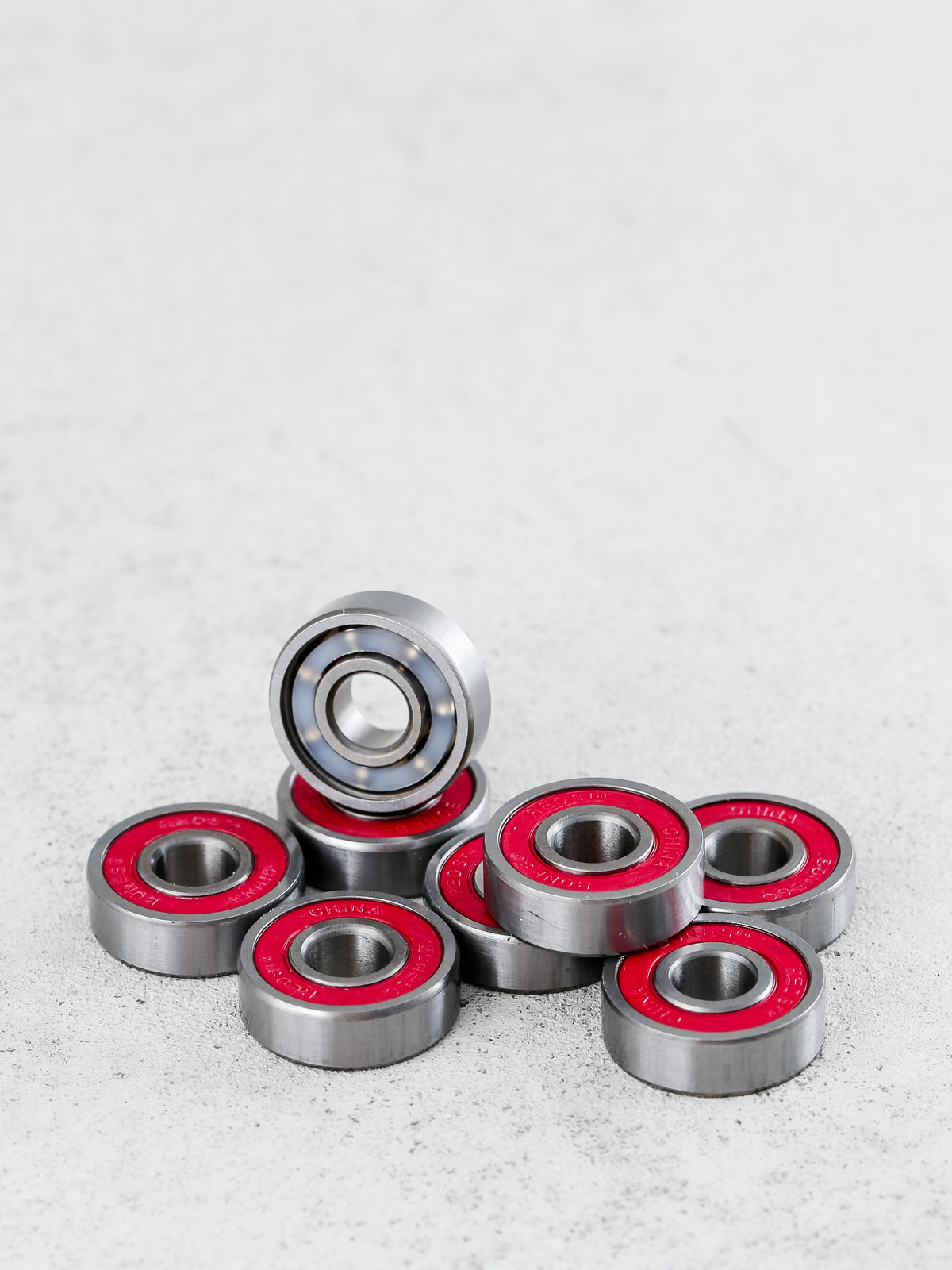Bones Bearings Reds Model 01 