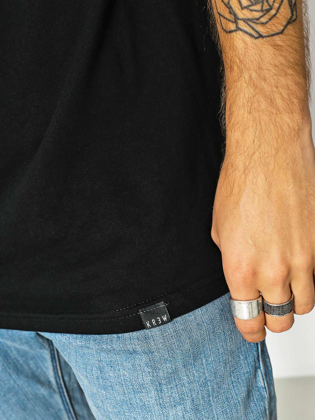 Kr3w T-shirt Bracket (black)