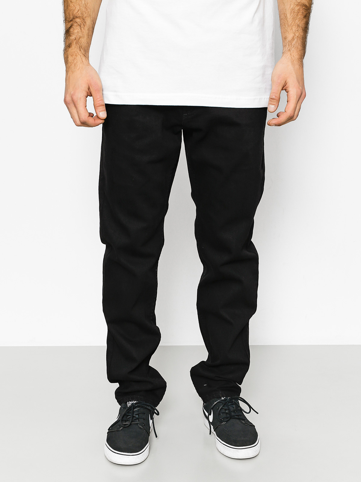 Vans Pants V46 Taper (overdye black)