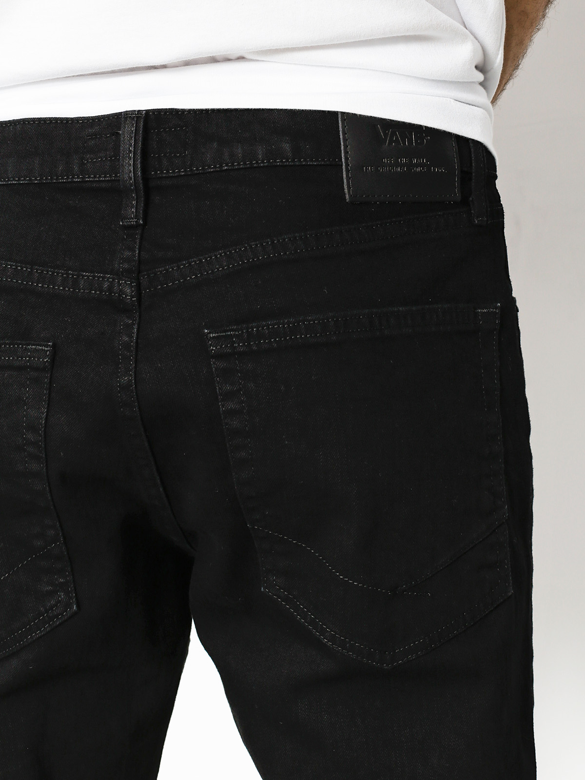 Vans Pants V46 Taper (overdye black)