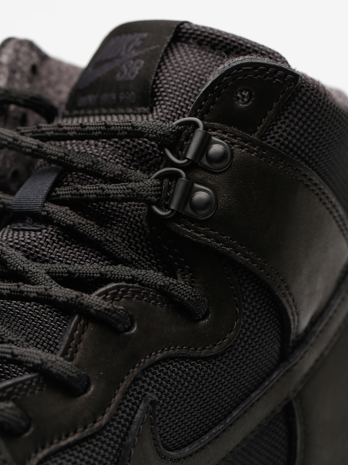 nike sb boots black