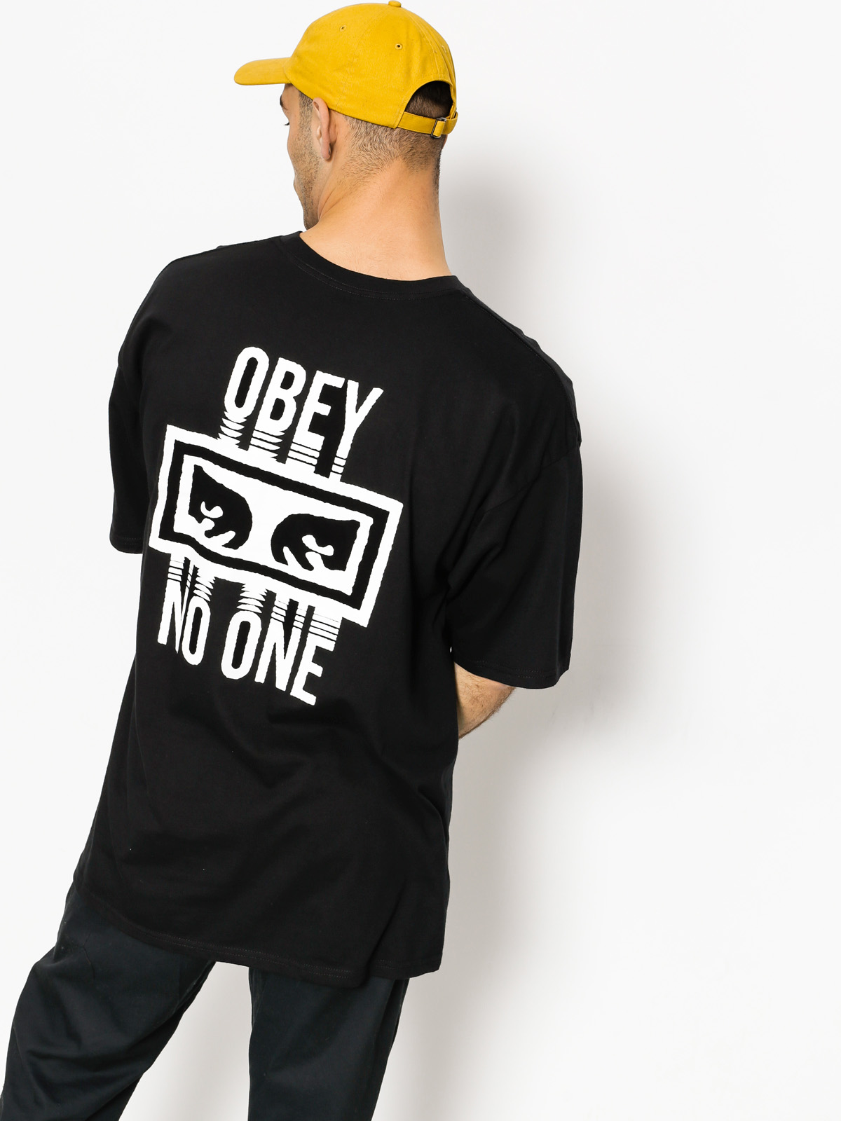 OBEY T-shirt No One (black)