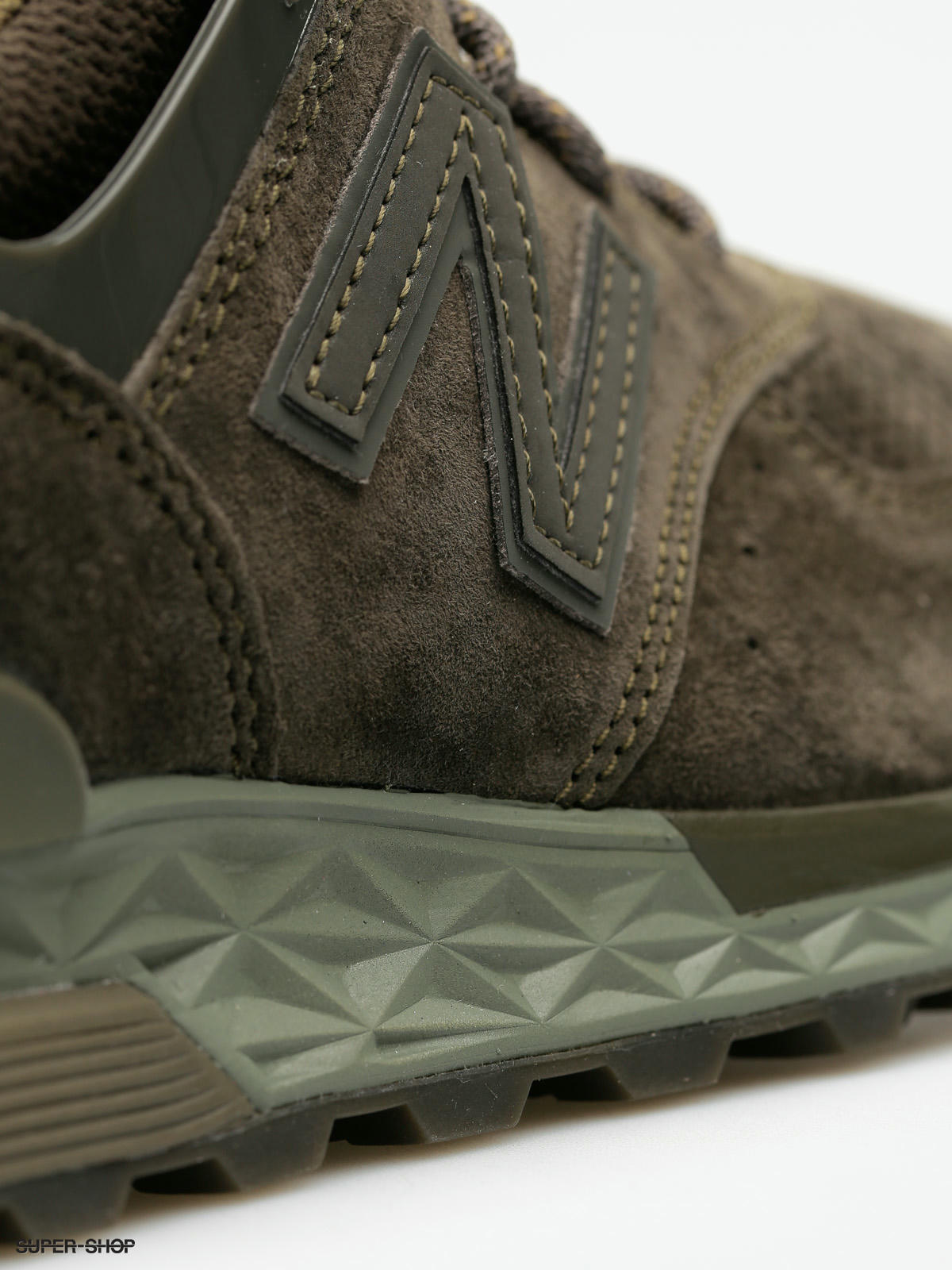 new balance olive green shoes