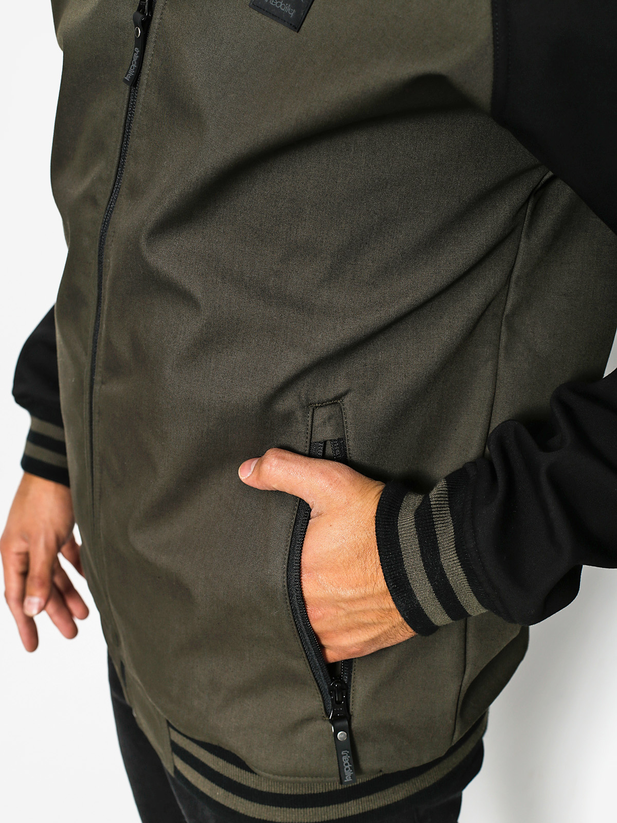 Iriedaily Jacke Fusion College (black olive)