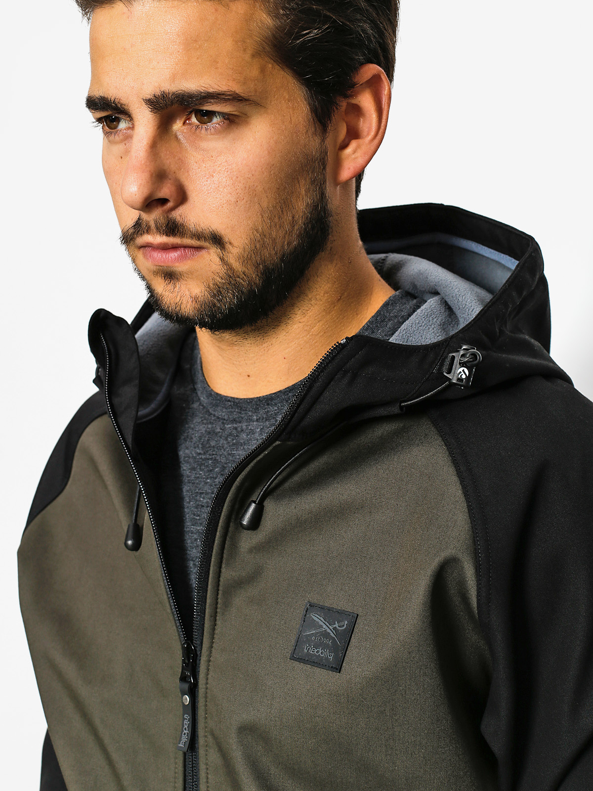 Iriedaily Jacke Fusion College (black olive)