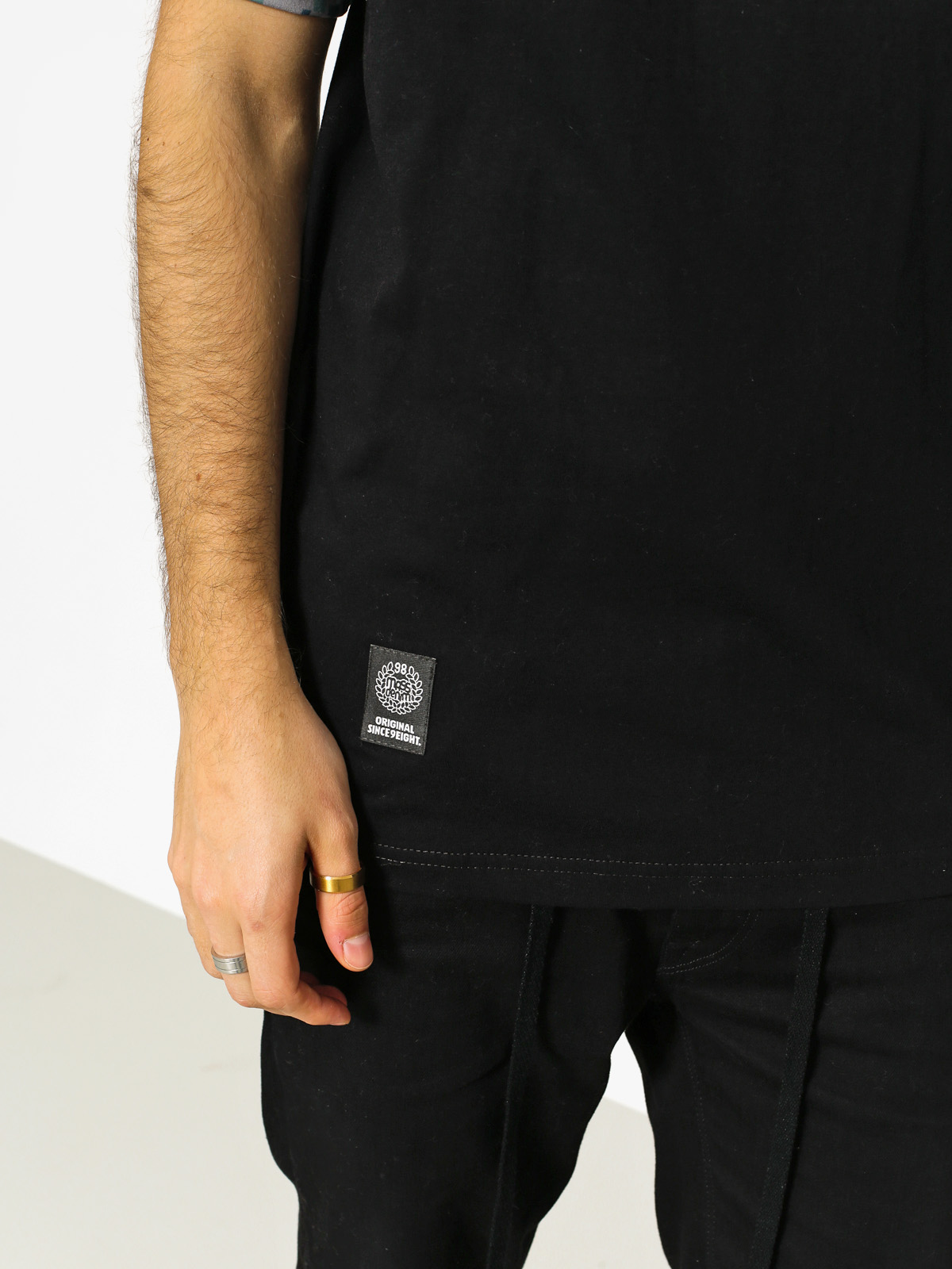 MassDnm T-shirt Pixel (black/multicolor)