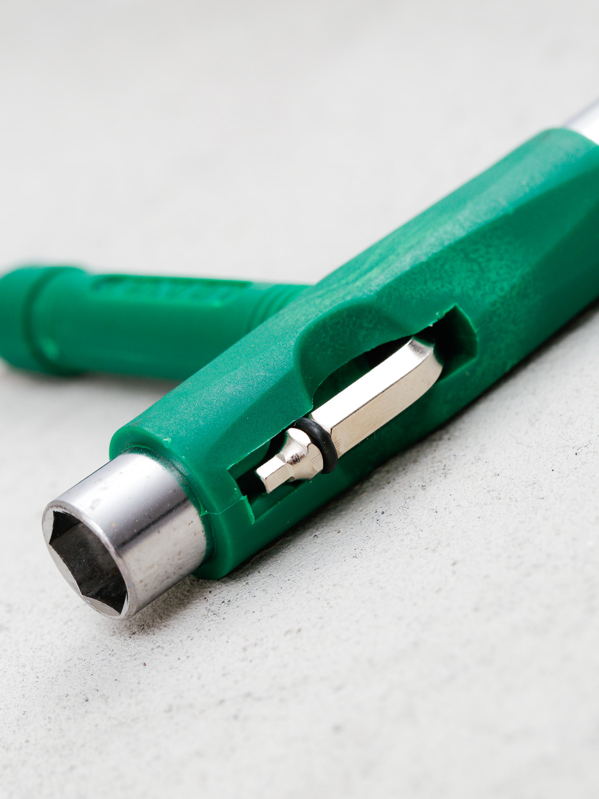 Unit Tool 01 (olive green)