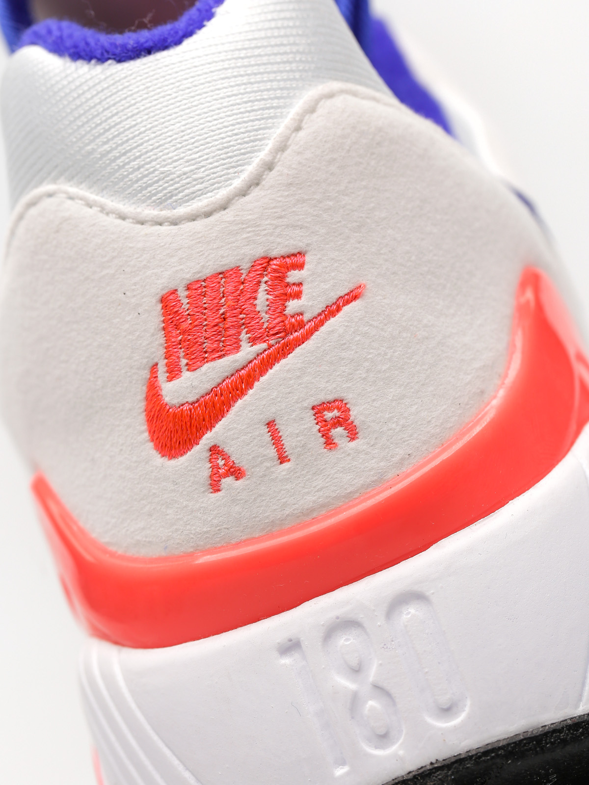 Nike Air Max 180 Shoes Wmn (white/ultramarine solar red black)