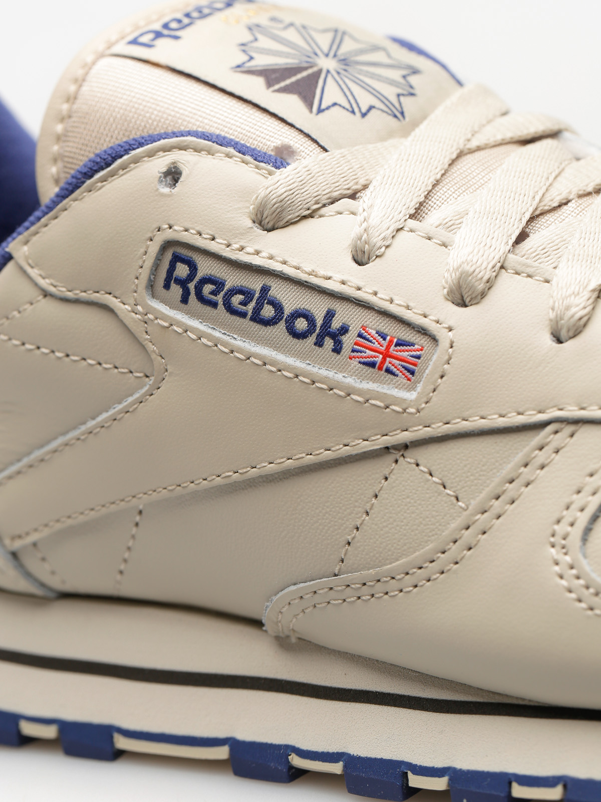 Reebok Shoes Cl Lthr Wmn Ecru Navy