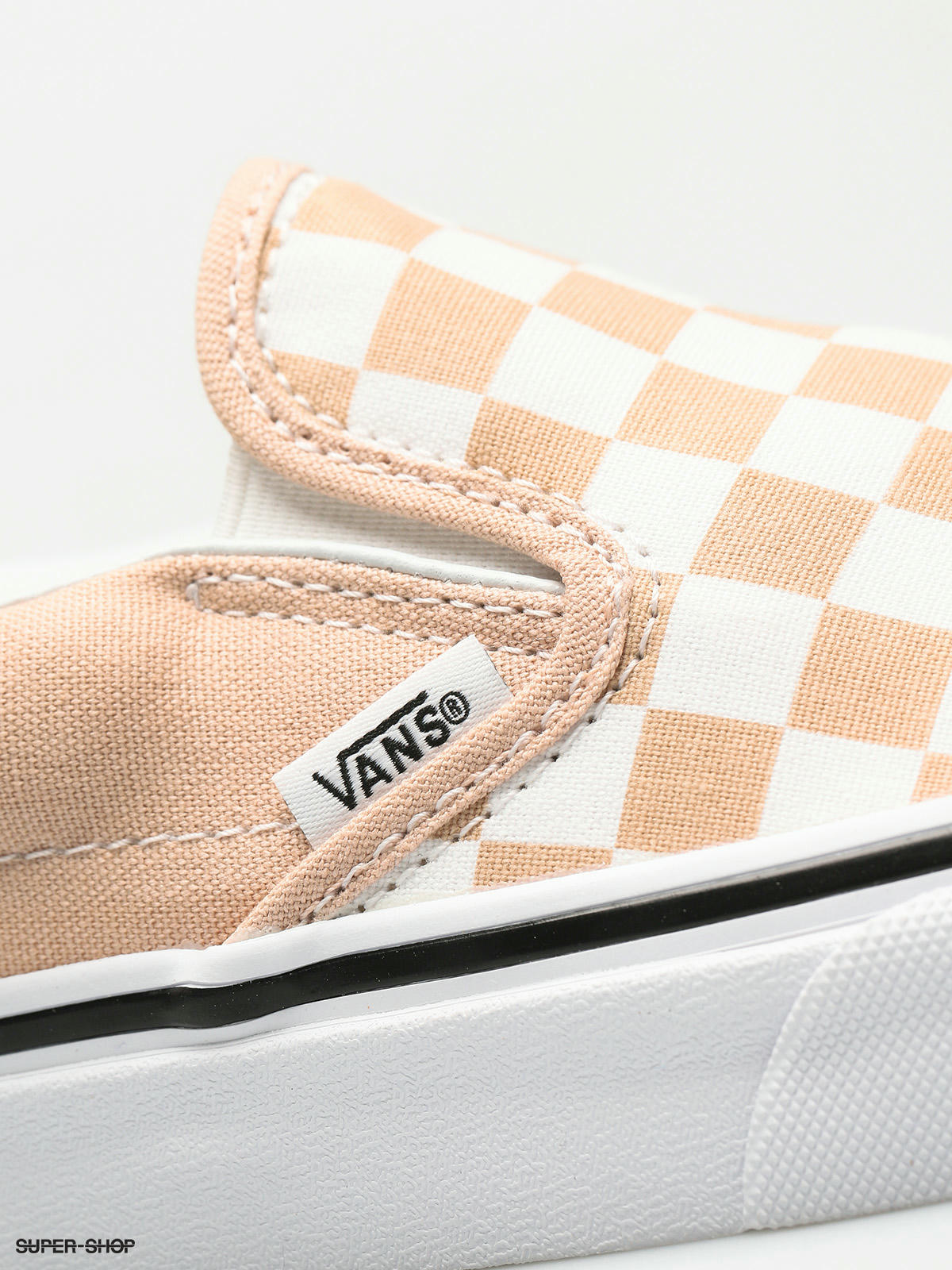frappe and white checkered vans