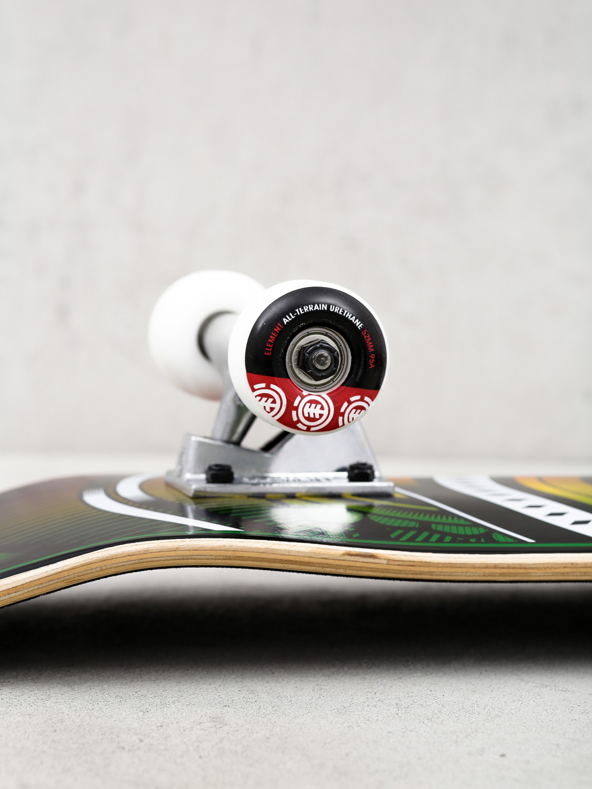 Element Skateboard Hatched Rasta 