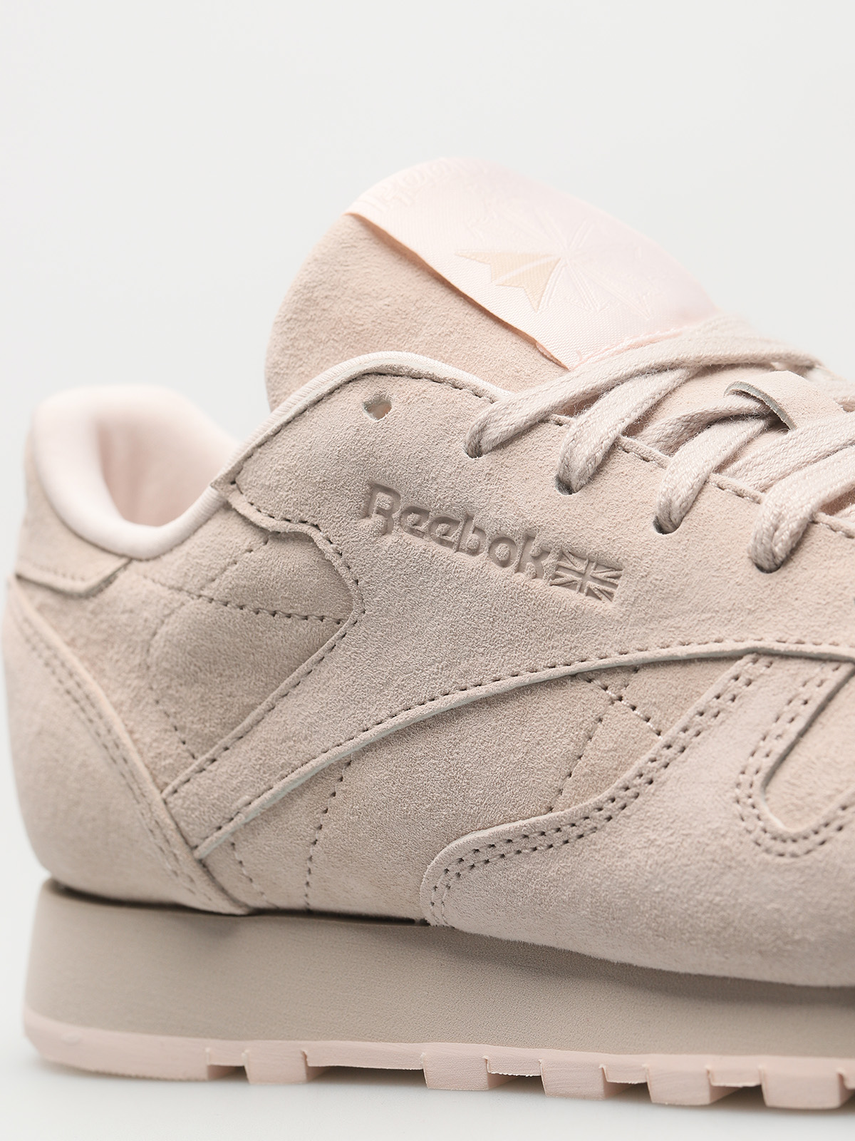 Reebok Shoes Cl Lthr Tonal Nbk Wmn (sand stone/pale pink)