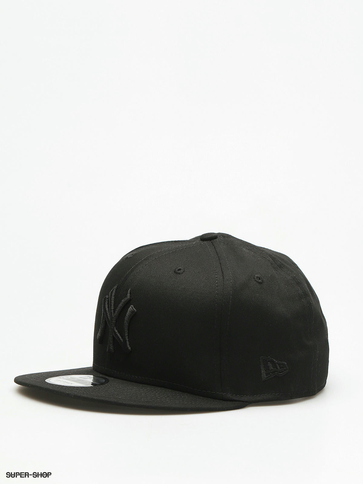 yankees cap all black