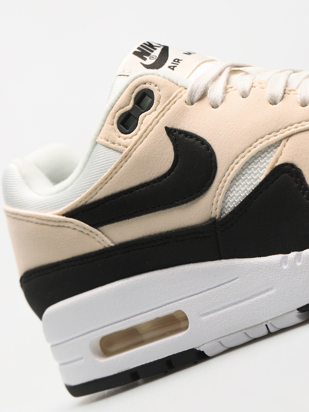 Nike Air Max 1 Shoes Wmn (sail/black fossil)