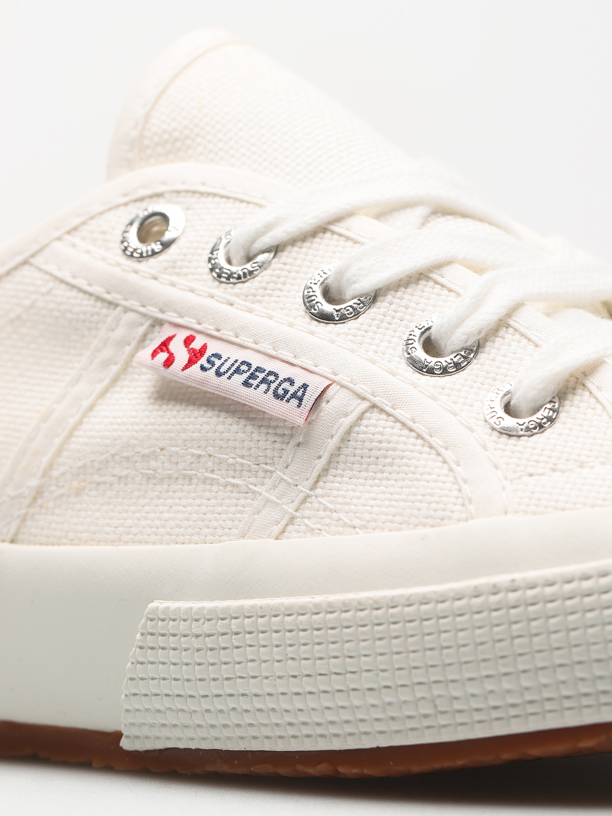 2750 cotu classic white