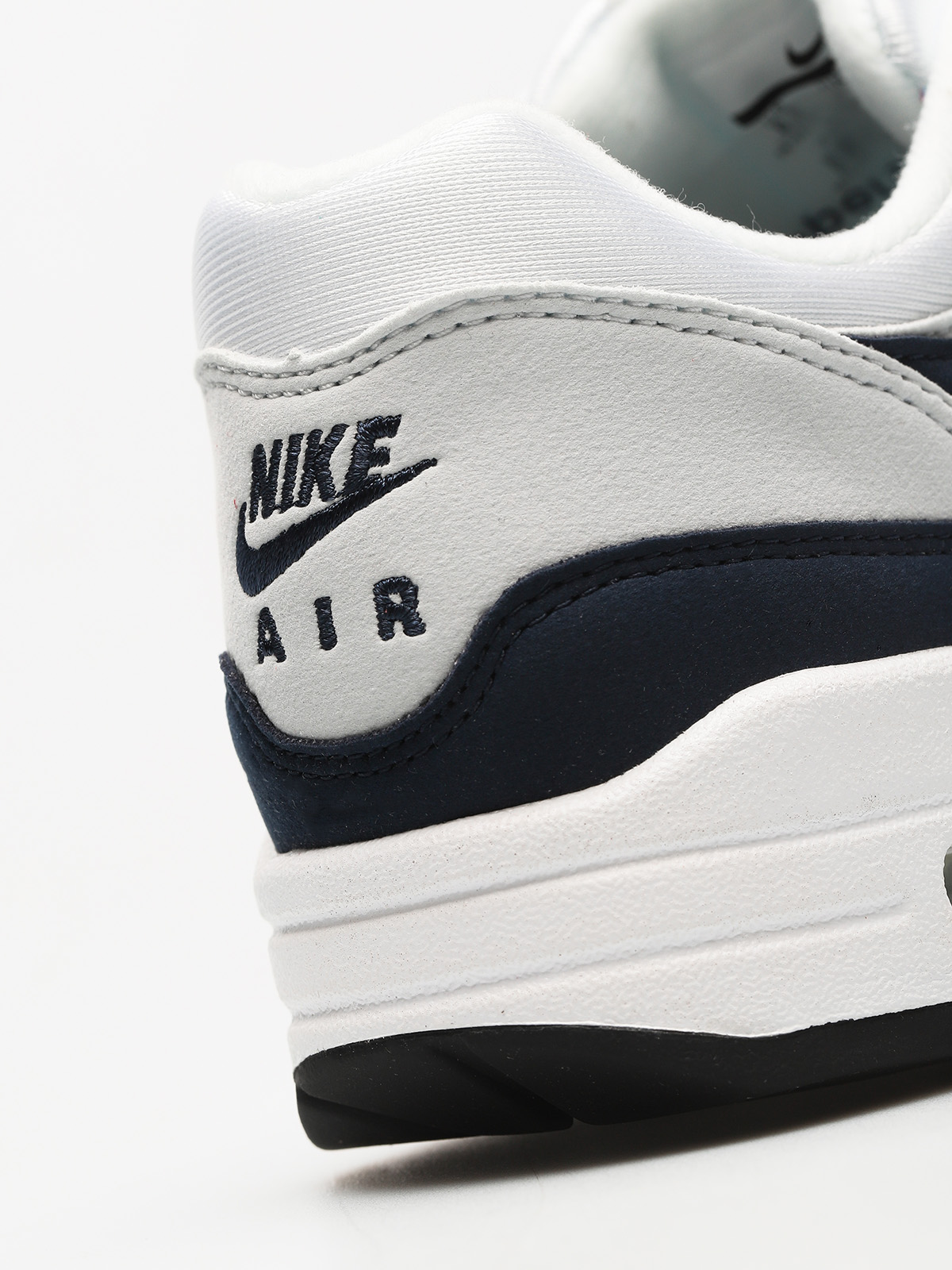 Nike Air Max 1 Shoes Wmn (white/obsidian pure platinum black)