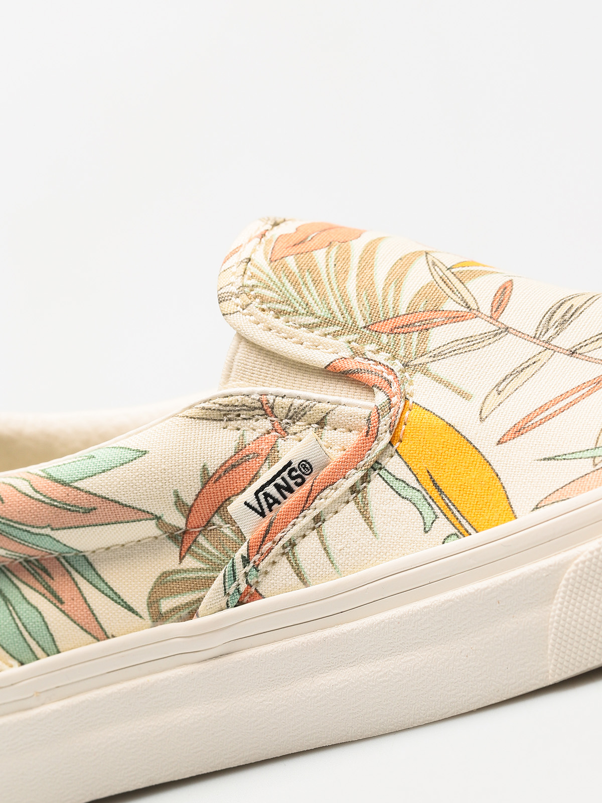 Vans floral marshmallow slip hot sale on