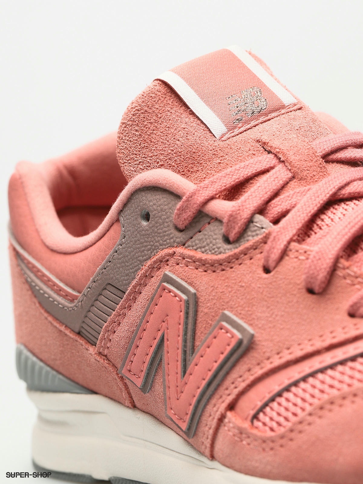 new balance 697 rose