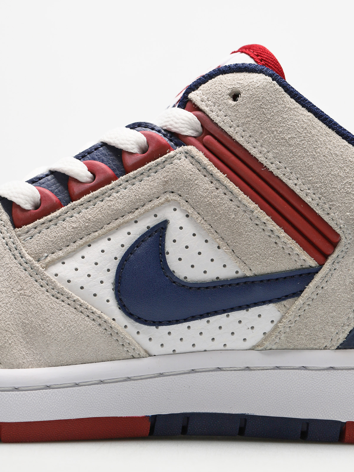 Nike SB Shoes Air Force II Low (white/blue void red crush white)