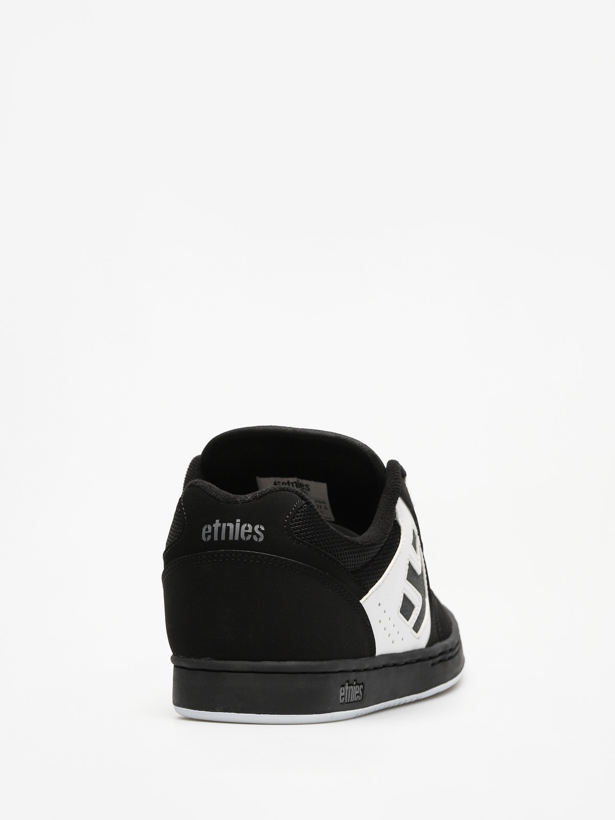 Etnies hot sale swivel shoes