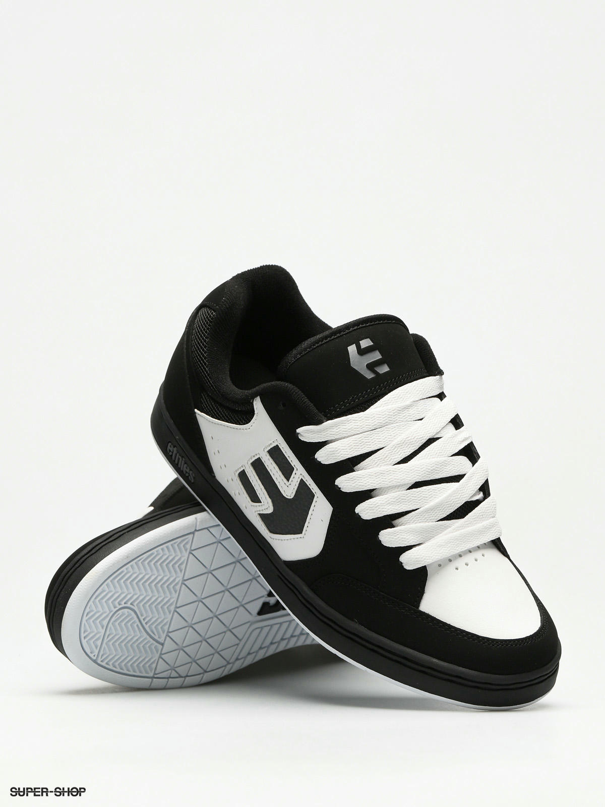 Etnies swivel hot sale black