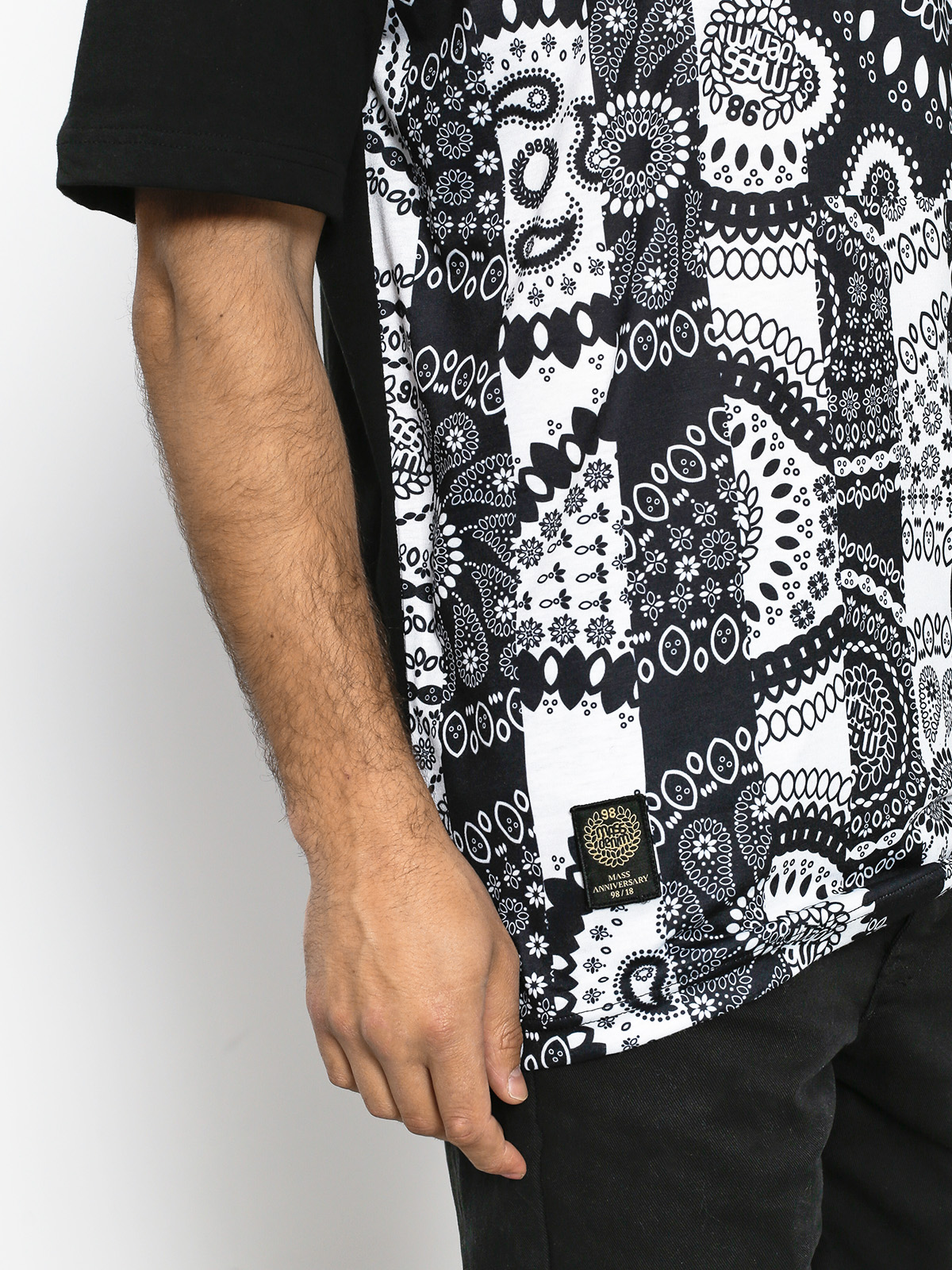 MassDnm T-shirt Bandana Flag (black)