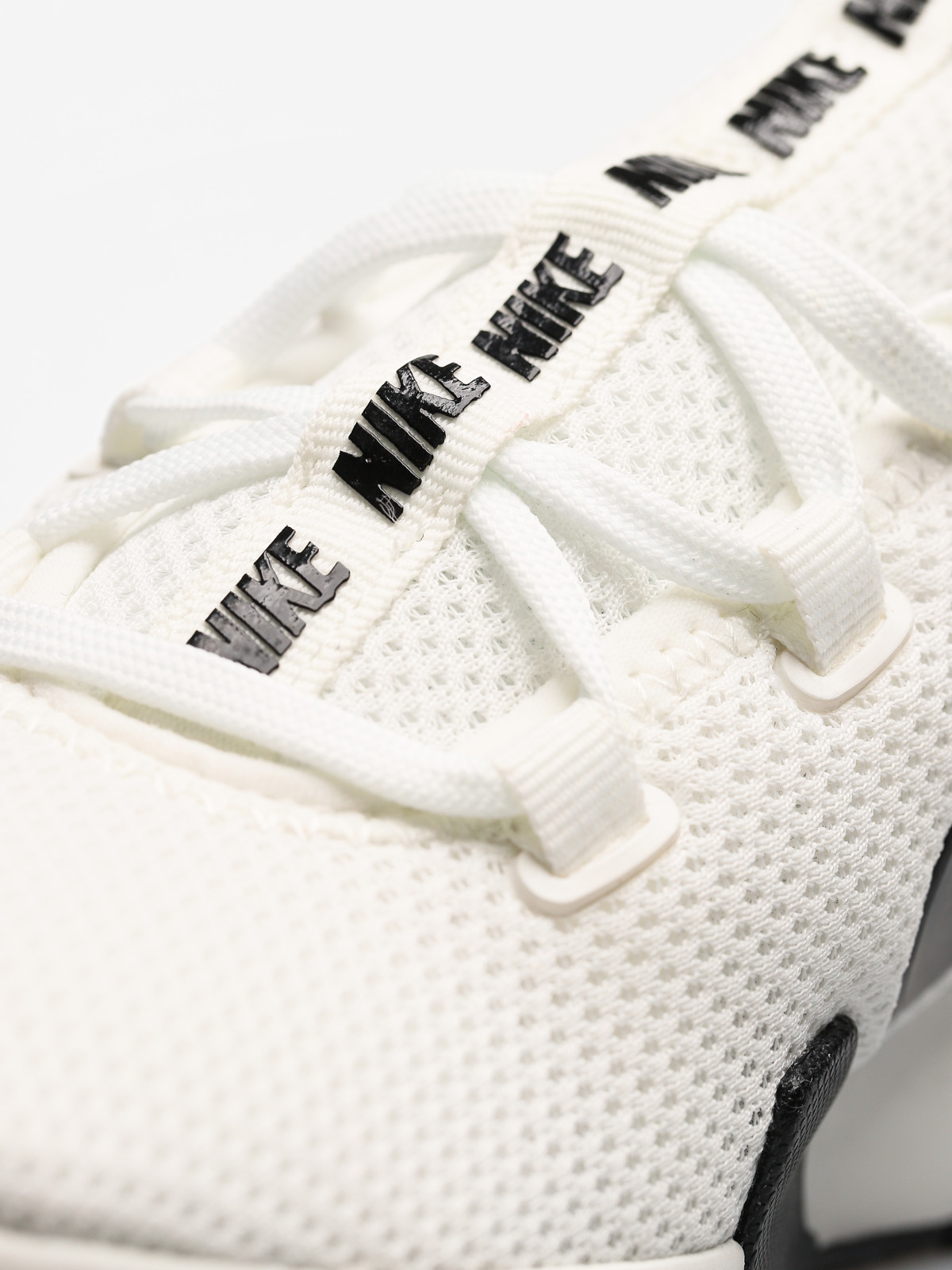 Nike Ashin Modern Shoes Wmn (summit white/black)