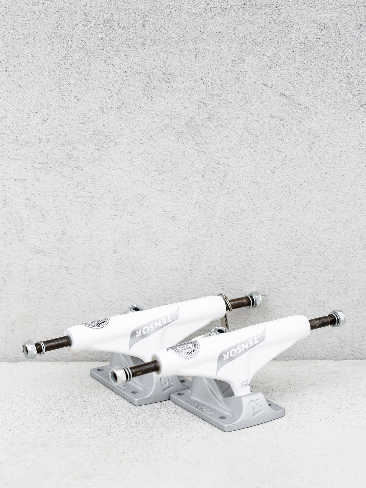 Tensor Trucks Mag Light Reg Tens Flick (white/silver)