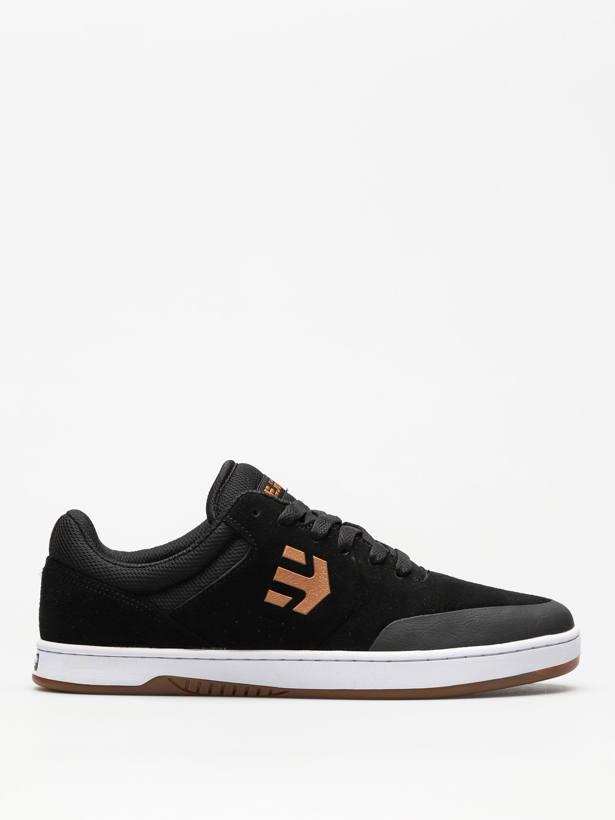 etnies suede