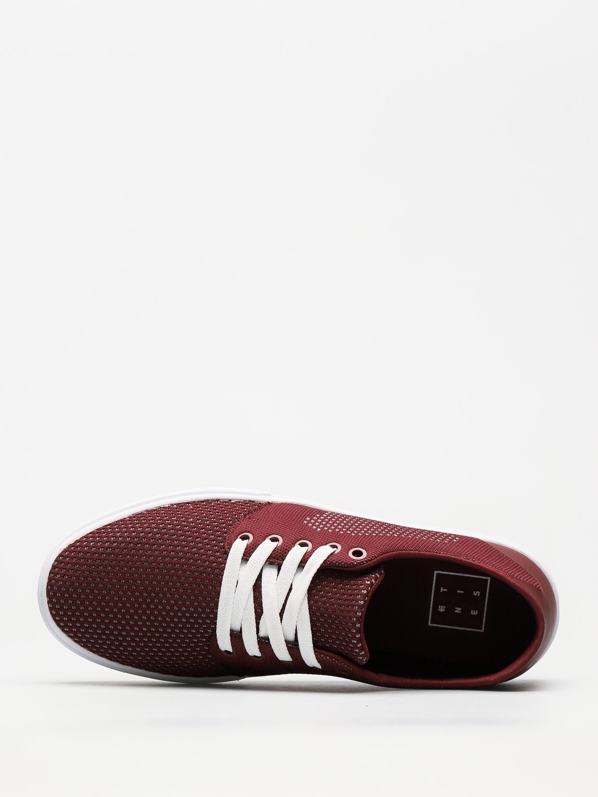 etnies stratus