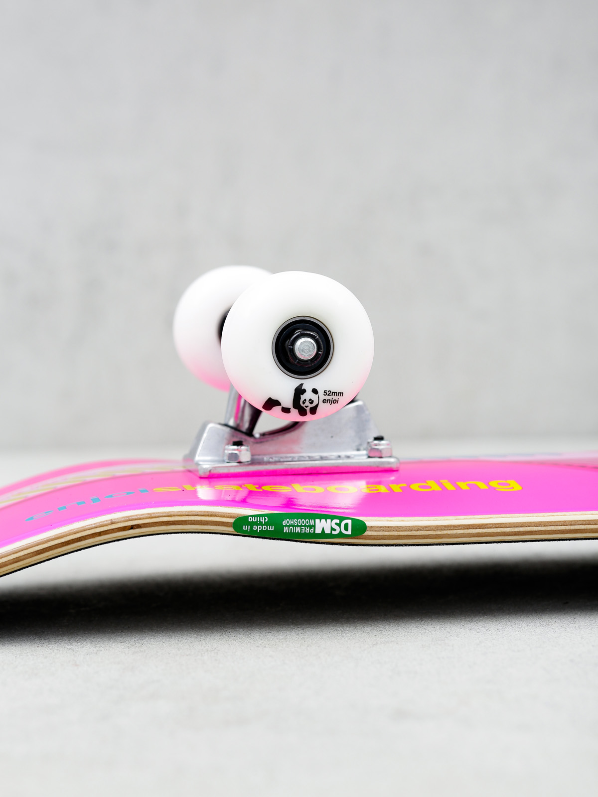 Enjoi Skateboard Neon Keytar (neon pink)