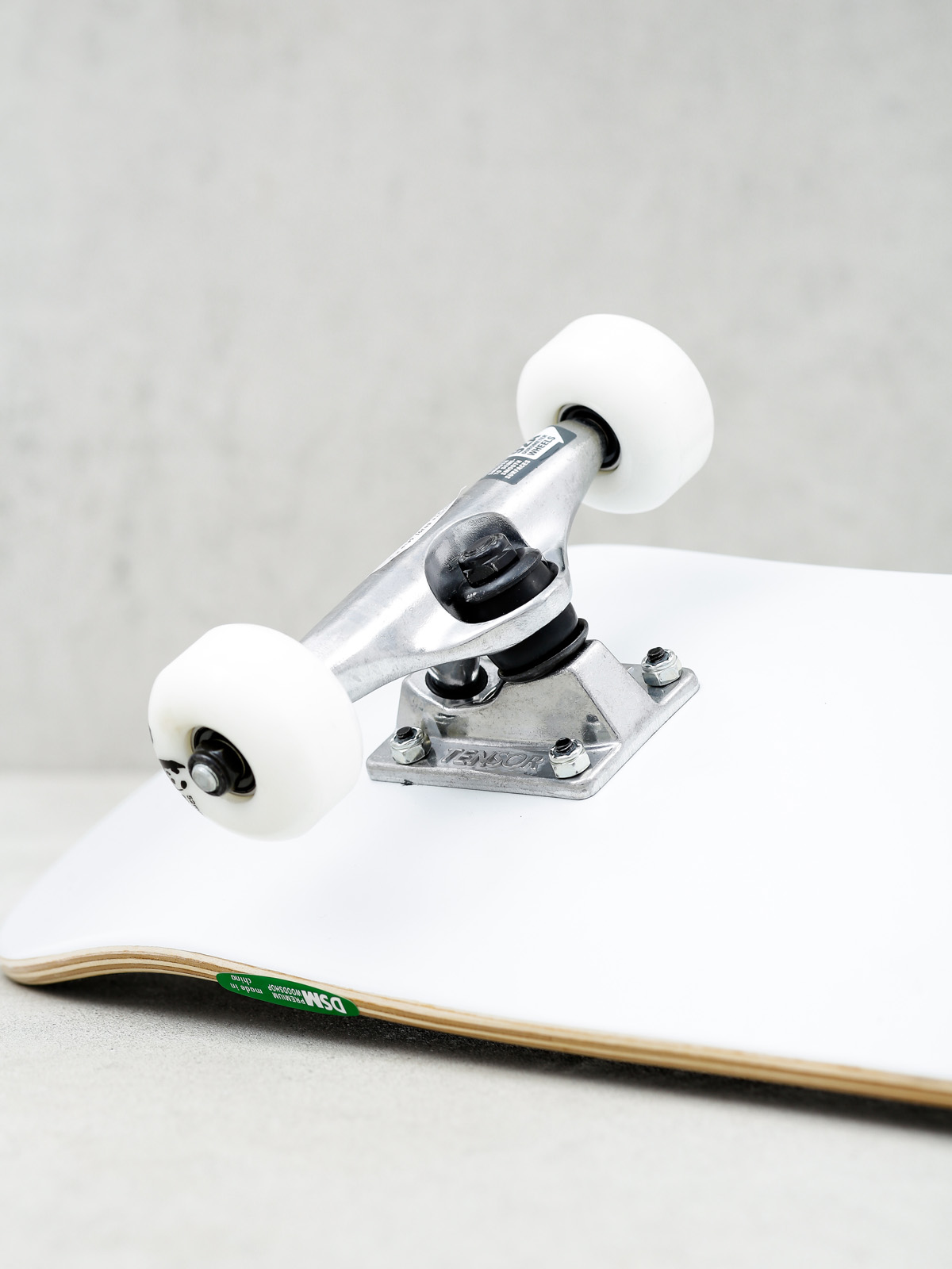 Enjoi Skateboard Whitey Panda (white)