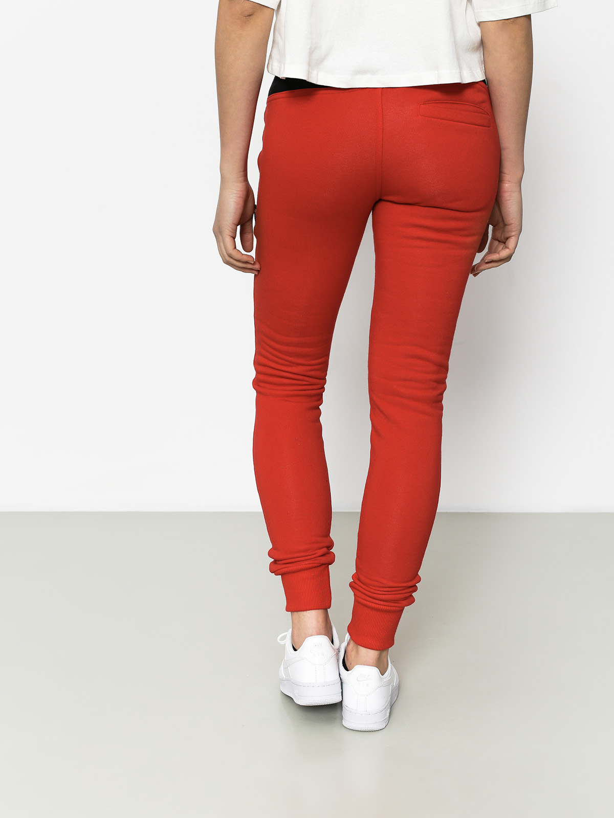 Majesty Snowboard pants Mjst Wmn (red)