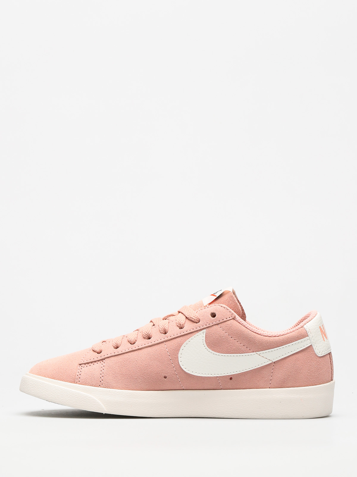 Nike Blazer Low Shoes Wmn (coral stardust/sail sail)