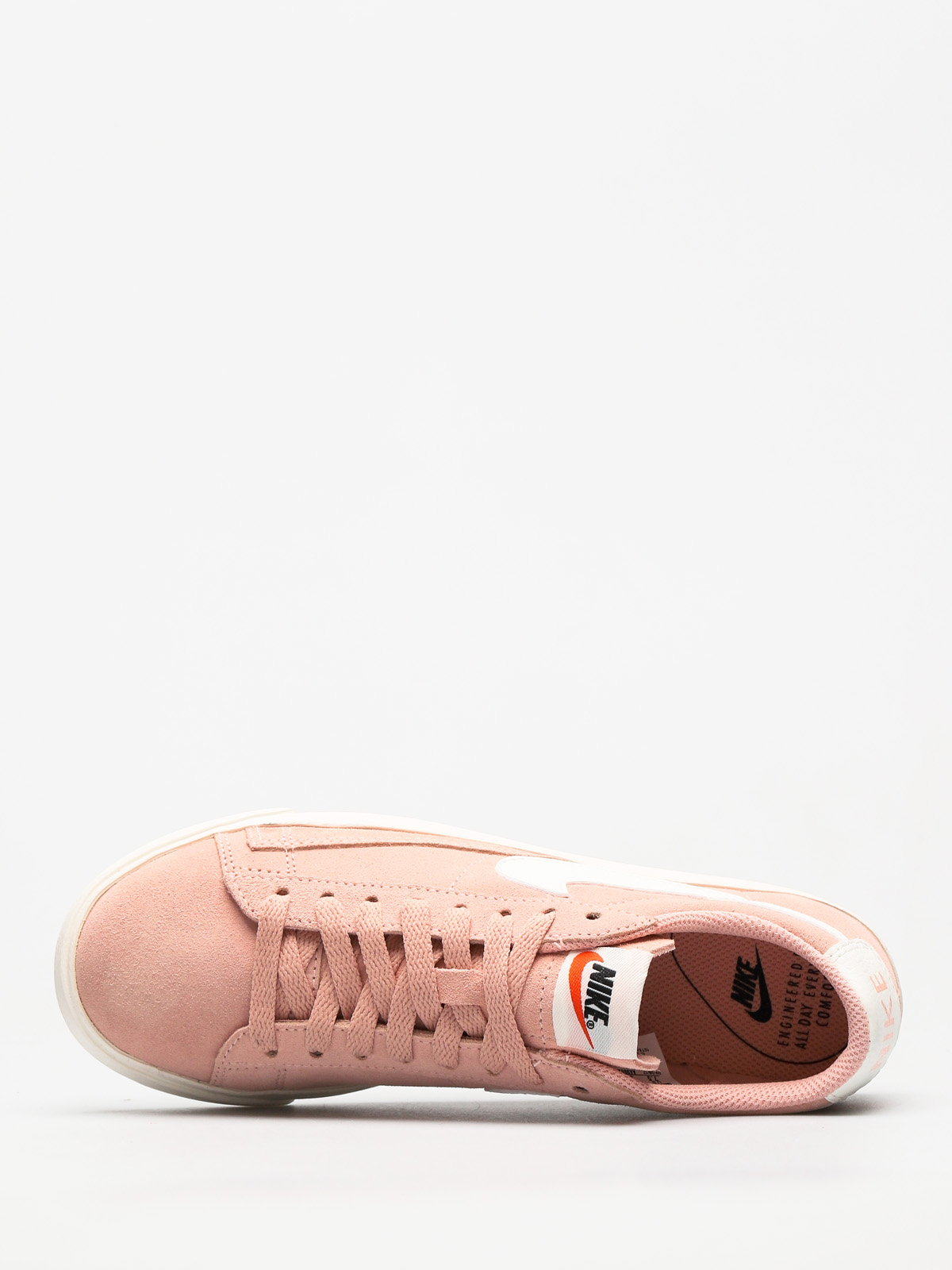 Nike Blazer Low Shoes Wmn (coral stardust/sail sail)