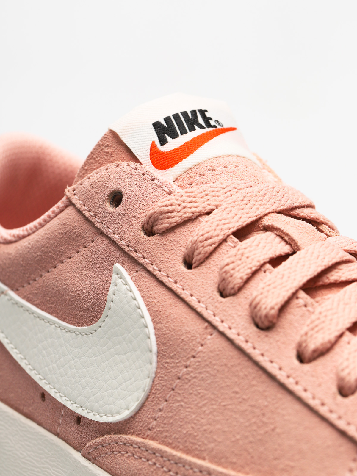 nike blazer low coral stardust