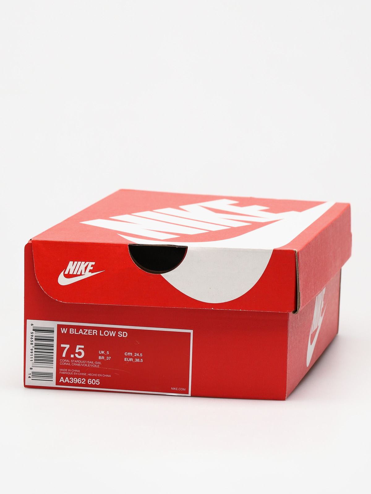 Nike Blazer Low Shoes Wmn (coral stardust/sail sail)