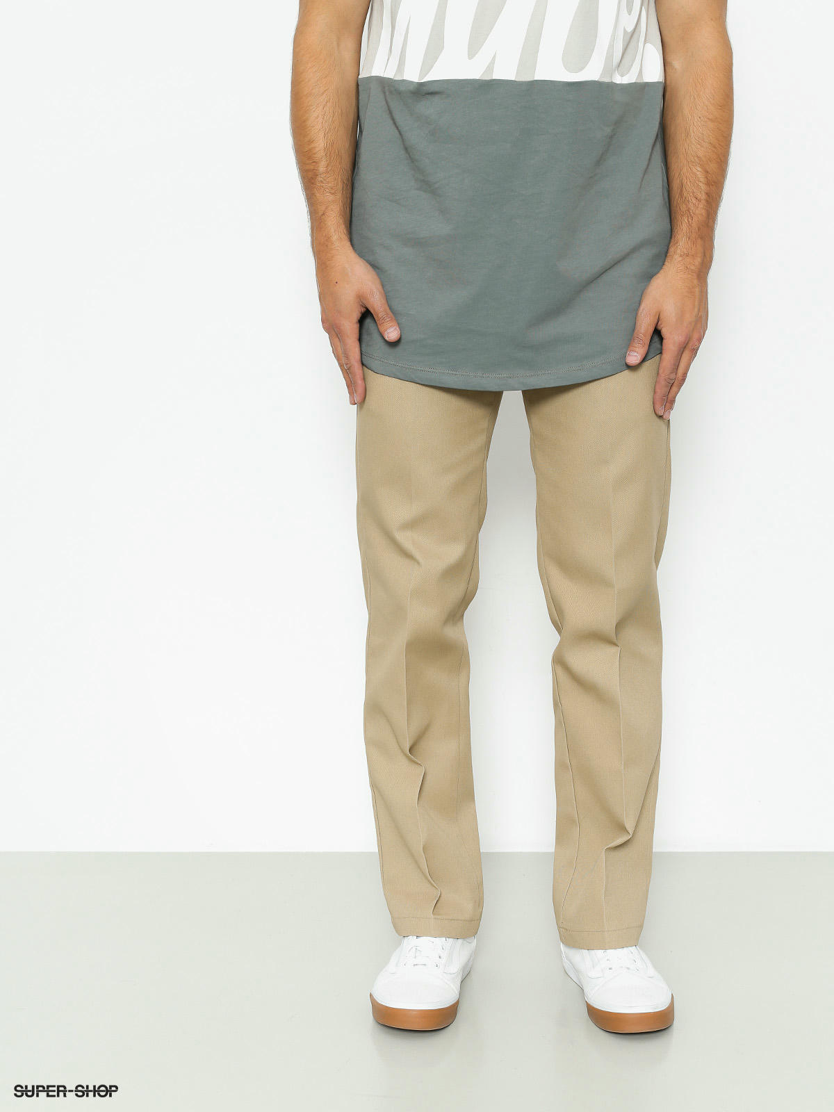 khaki dickies outfit