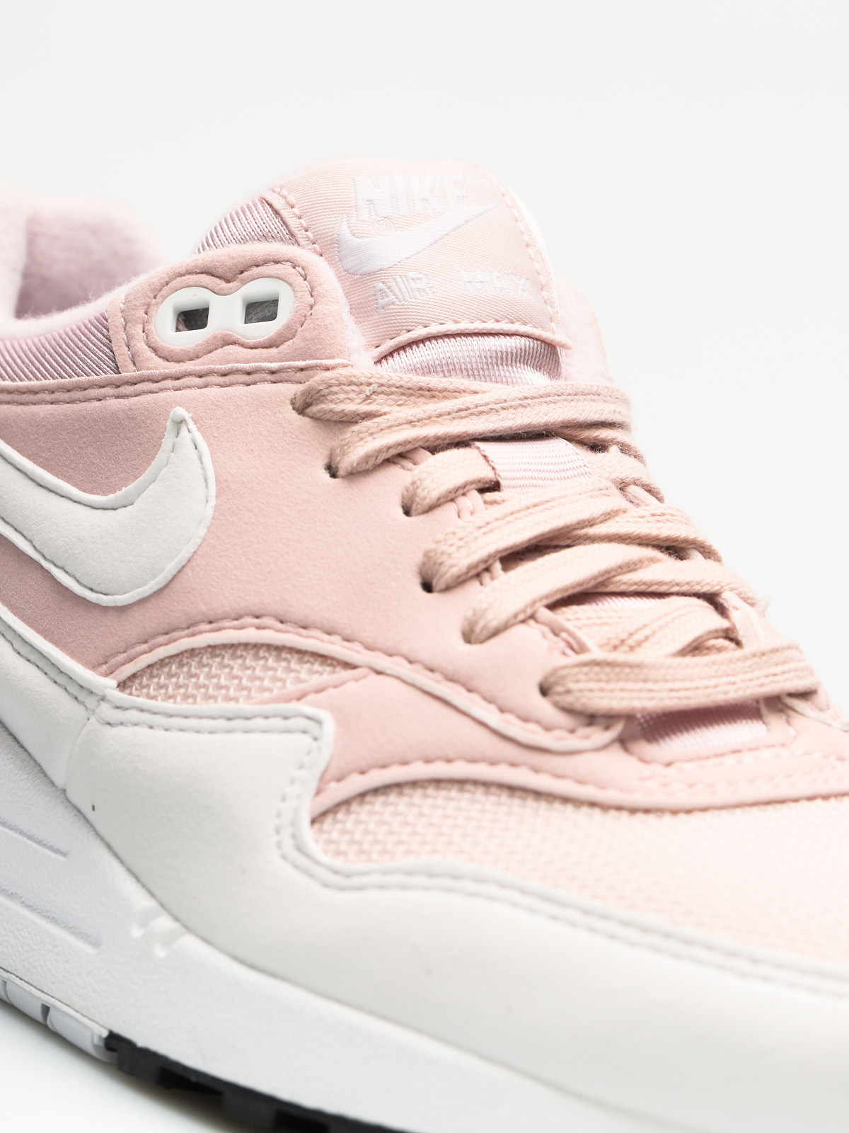 air max 1 barely rose