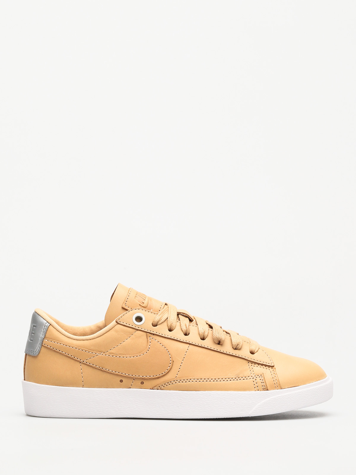 Nike Blazer Low Se Premium Shoes Wmn (vachetta tan/vachetta tan white)