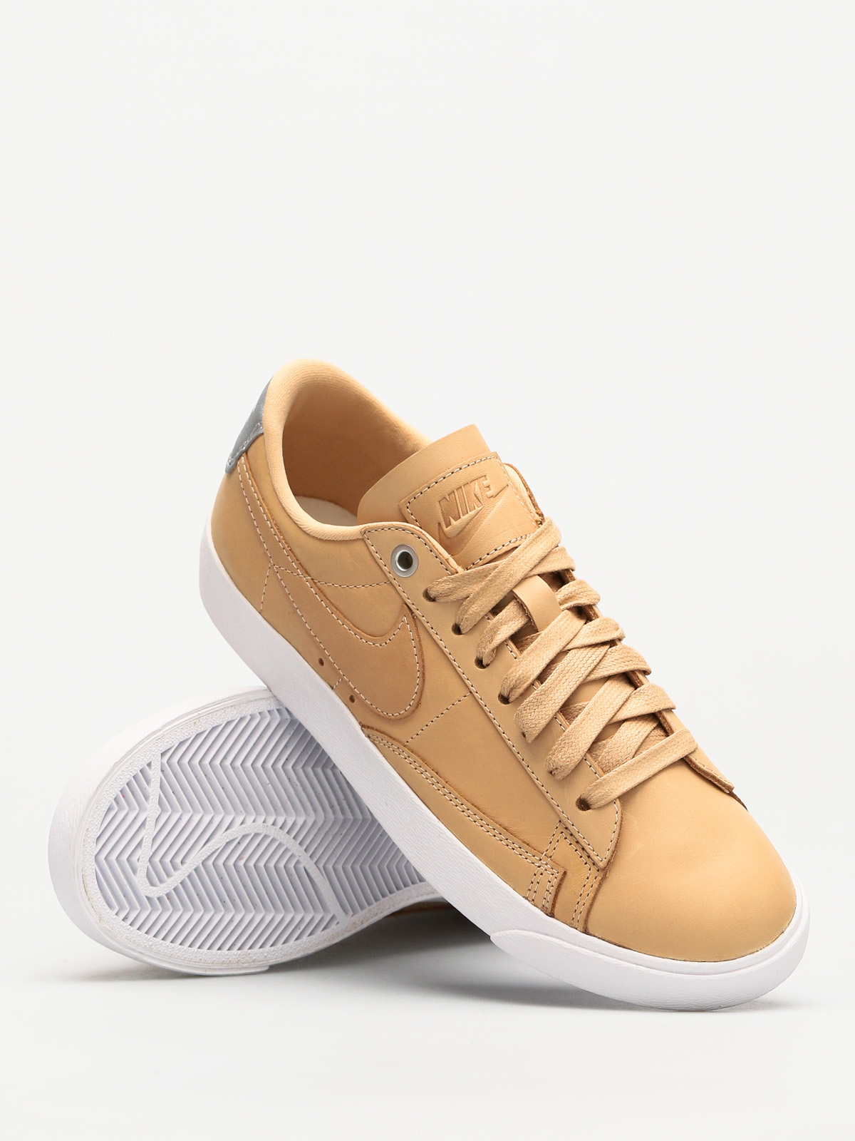 Nike Blazer Low Se Premium Shoes Wmn (vachetta tan/vachetta tan white)