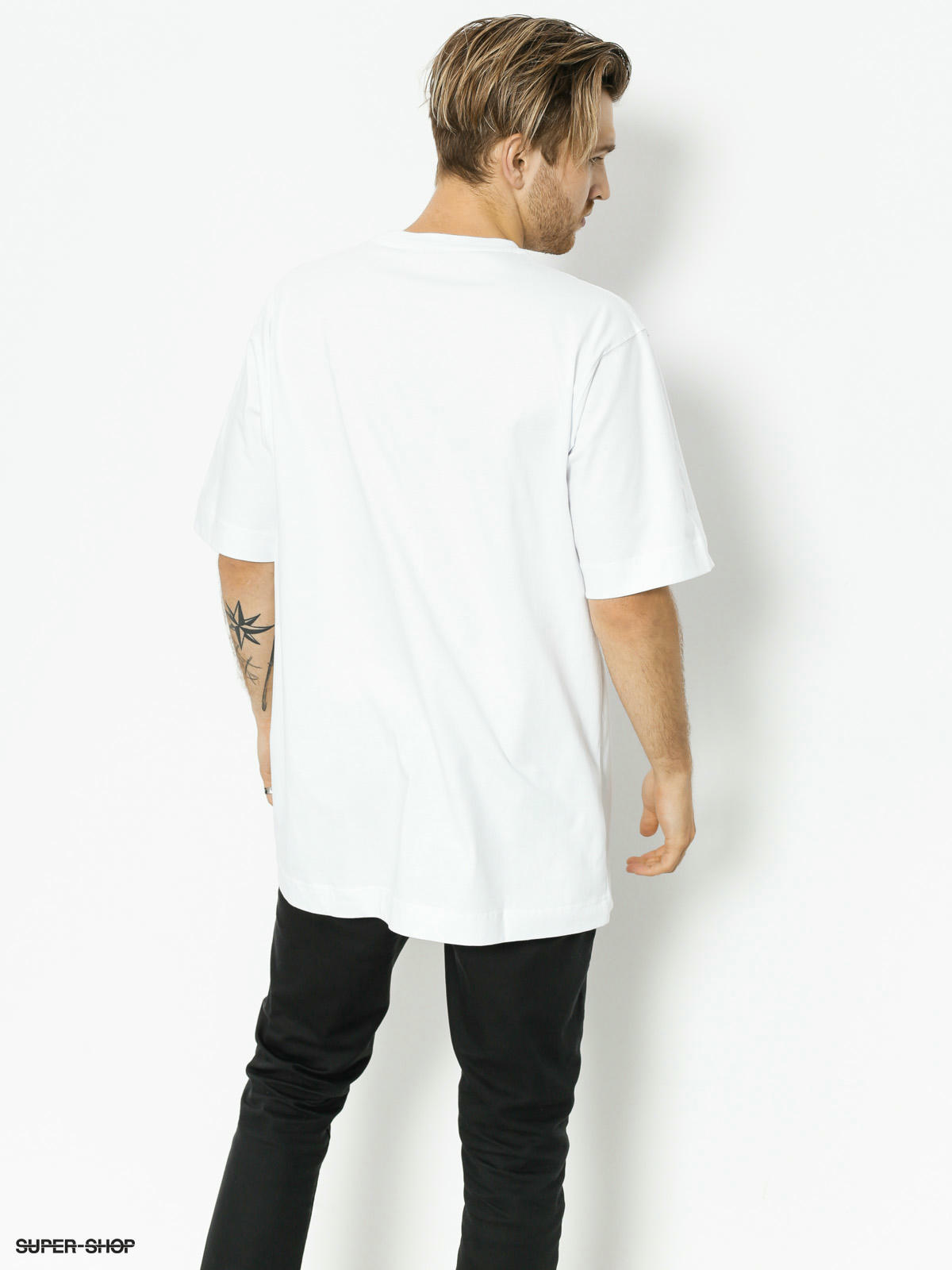 baggy white t shirt